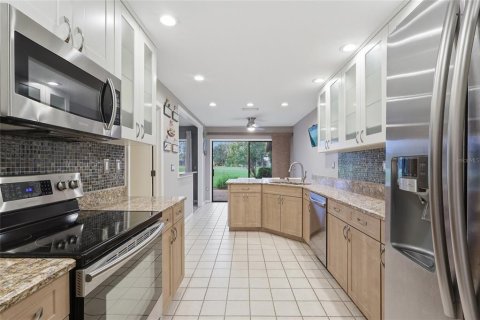 Villa ou maison à vendre à Wesley Chapel, Floride: 3 chambres, 191.66 m2 № 2215588 - photo 22