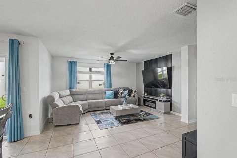 Villa ou maison à vendre à Alachua, Floride: 4 chambres, 164.81 m2 № 2120276 - photo 14