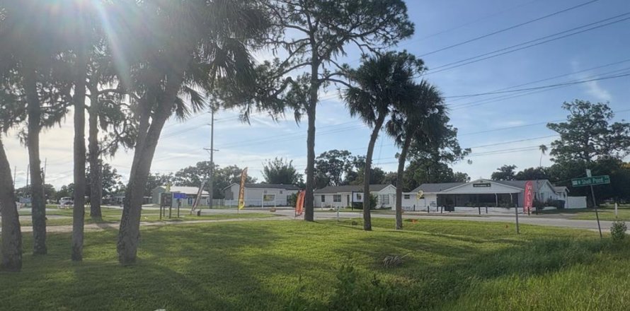 Land in Ruskin, Florida № 1820871