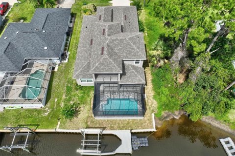 House in Palm Coast, Florida 3 bedrooms, 269.6 sq.m. № 1835000 - photo 4