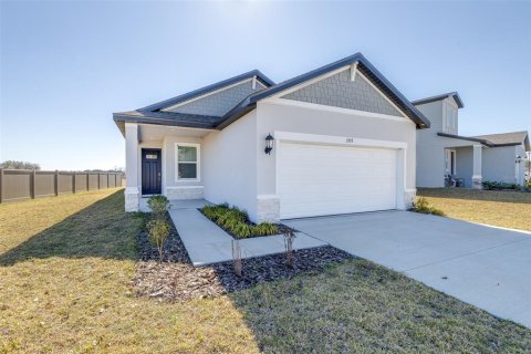 House in Bartow, Florida 4 bedrooms, 156.73 sq.m. № 2092948