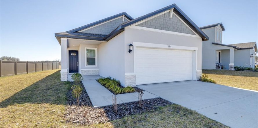 Villa ou maison à Bartow, Floride 4 chambres, 156.73 m2 № 2092948