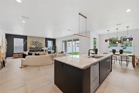 Villa ou maison à vendre à Tampa, Floride: 5 chambres, 321.91 m2 № 2402823 - photo 14