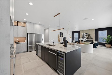 Villa ou maison à vendre à Tampa, Floride: 5 chambres, 321.91 m2 № 2402823 - photo 13