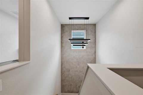 Villa ou maison à vendre à Tampa, Floride: 5 chambres, 321.91 m2 № 2402823 - photo 28