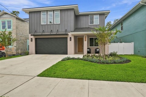 Villa ou maison à vendre à Tampa, Floride: 5 chambres, 321.91 m2 № 2402823 - photo 2