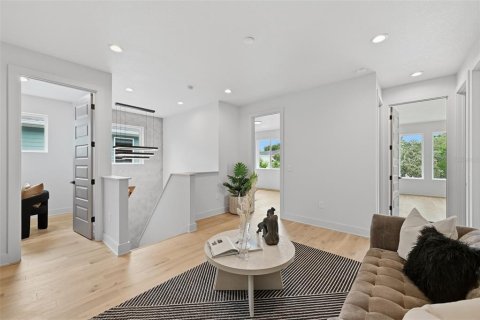 Villa ou maison à vendre à Tampa, Floride: 5 chambres, 321.91 m2 № 2402823 - photo 29