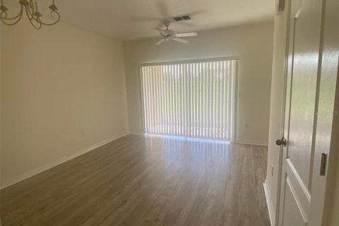 Townhouse in Davenport, Florida 2 bedrooms, 91.79 sq.m. № 1801819 - photo 5