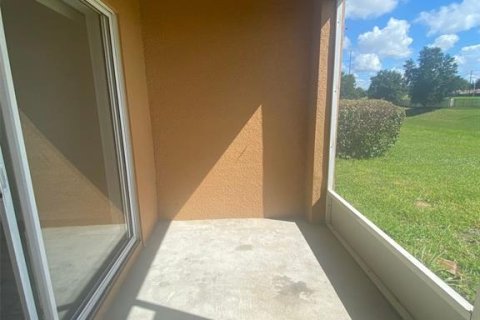 Townhouse in Davenport, Florida 2 bedrooms, 91.79 sq.m. № 1801819 - photo 7
