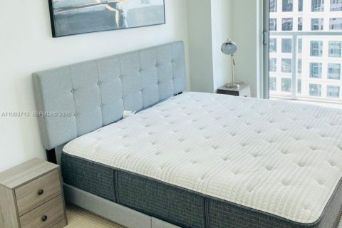 Condominio en alquiler en Miami, Florida, 1 dormitorio, 68.56 m2 № 2055463 - foto 12