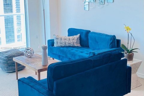 Condominio en alquiler en Miami, Florida, 1 dormitorio, 68.56 m2 № 2055463 - foto 16