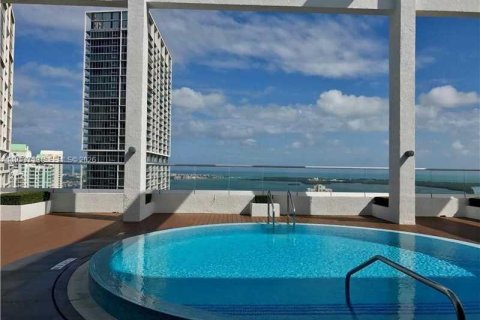 Condominio en alquiler en Miami, Florida, 1 dormitorio, 68.56 m2 № 2055463 - foto 9