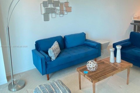 Condominio en alquiler en Miami, Florida, 1 dormitorio, 68.56 m2 № 2055463 - foto 15