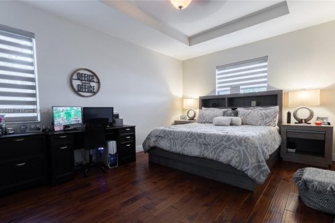 Снять в аренду таунхаус в Майами, Флорида 3 спальни, 162.95м2, № 1947766 - фото 14