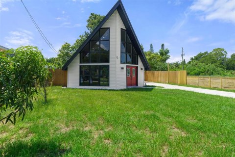 Casa en venta en Hudson, Florida, 3 dormitorios, 190.54 m2 № 2393689 - foto 2