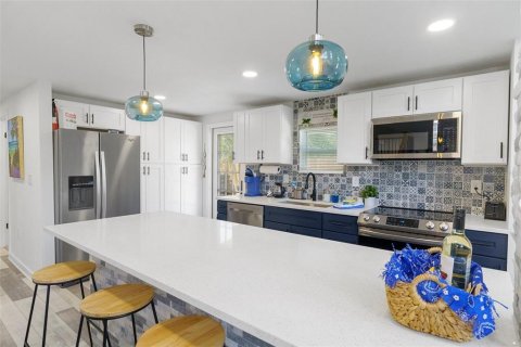 Casa en venta en Hudson, Florida, 3 dormitorios, 190.54 m2 № 2393689 - foto 12