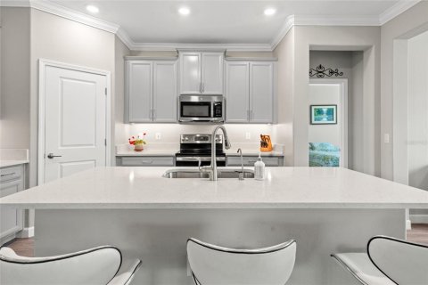 House in San Antonio, Florida 2 bedrooms, 156.35 sq.m. № 1842972 - photo 19