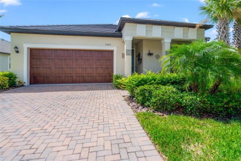 House in San Antonio, Florida 2 bedrooms, 156.35 sq.m. № 1842972 - photo 1