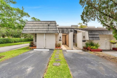 Купить кондоминиум в Плантация, Флорида 3 спальни, 204.38м2, № 2066235 - фото 2