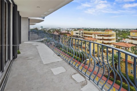 Studio in the Condo in Surfside, Florida  № 1817708 - photo 27