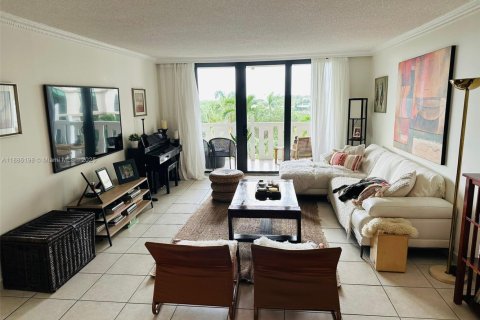 Copropriété à louer à Key Biscayne, Floride: 2 chambres, 130.9 m2 № 1946898 - photo 5