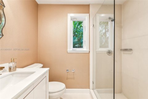 Casa en venta en Miami Beach, Florida, 4 dormitorios, 277.59 m2 № 2025894 - foto 6
