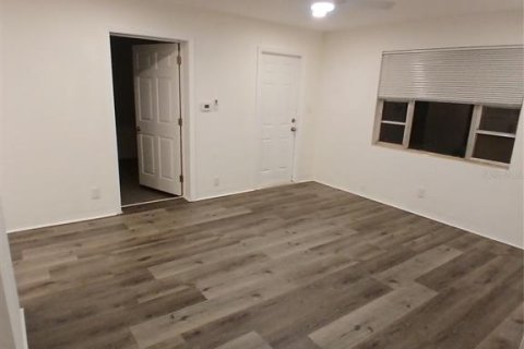 Casa en venta en Daytona Beach, Florida, 3 dormitorios, 136.29 m2 № 2107945 - foto 9