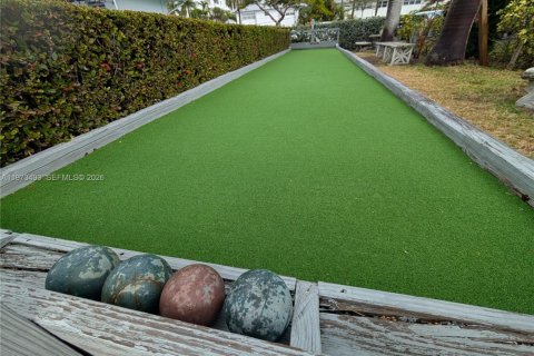 Condominio en venta en Hallandale Beach, Florida, 1 dormitorio, 68.1 m2 № 2033299 - foto 13