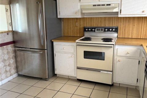 Copropriété à vendre à Sunrise, Floride: 2 chambres, 73.39 m2 № 1372367 - photo 7