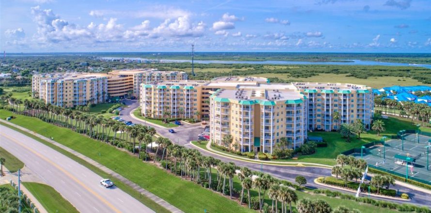 Condo in Ponce Inlet, Florida, 2 bedrooms  № 2095110