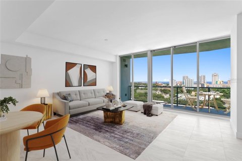 Condo in Saint Petersburg, Florida, 2 bedrooms  № 1909869 - photo 10