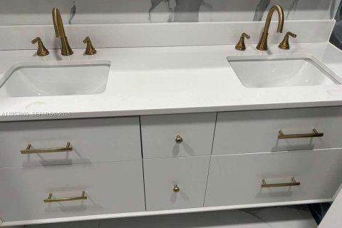 Appartement à louer à Homestead, Floride: 2 chambres, 97.36 m2 № 2008199 - photo 19