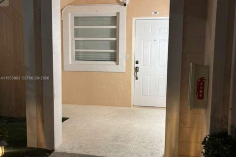 Appartement à louer à Homestead, Floride: 2 chambres, 97.36 m2 № 2008199 - photo 22