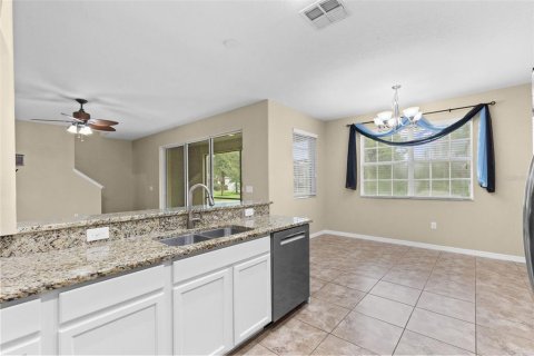 Adosado en venta en Tampa, Florida, 3 dormitorios, 184.69 m2 № 2283883 - foto 9