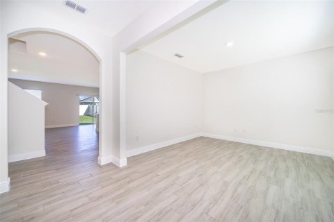 Villa ou maison à vendre à Davenport, Floride: 5 chambres, 243.03 m2 № 1876237 - photo 9