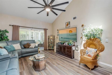 Touwnhouse à vendre à Ormond Beach, Floride: 2 chambres, 130.81 m2 № 2093778 - photo 22