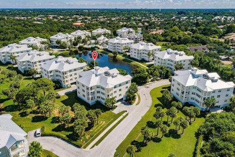 Condo in Bradenton, Florida, 2 bedrooms № 2212455 - photo 4