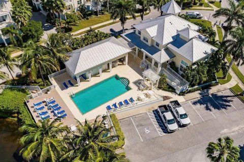 Condo in Bradenton, Florida, 2 bedrooms № 2212455 - photo 3