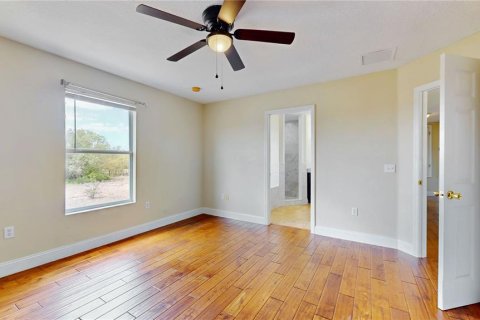 House in Poinciana, Florida 4 bedrooms, 194.54 sq.m. № 1618449 - photo 18