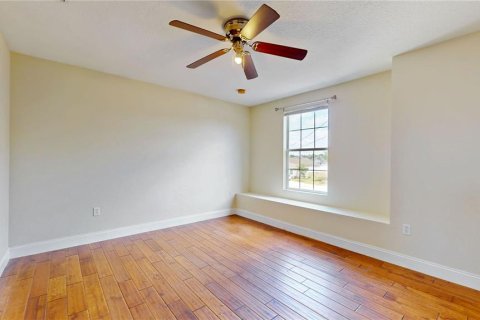 House in Poinciana, Florida 4 bedrooms, 194.54 sq.m. № 1618449 - photo 22