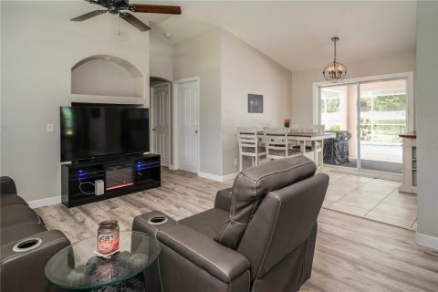 House in North Port, Florida 3 bedrooms, 115.29 sq.m. № 1840612 - photo 5