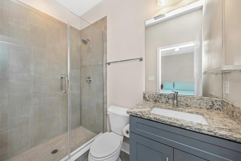 Townhouse in Dunedin, Florida 2 bedrooms, 149.57 sq.m. № 2112241 - photo 25