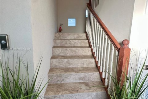 Casa en alquiler en Key Largo, Florida, 4 dormitorios, 225.94 m2 № 2152687 - foto 7