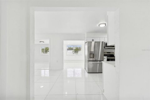Villa ou maison à vendre à Saint Pete Beach, Floride: 3 chambres, 134.34 m2 № 2312868 - photo 13