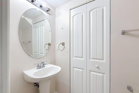 Touwnhouse à louer à Miami Gardens, Floride: 3 chambres, 147.62 m2 № 2387914 - photo 19