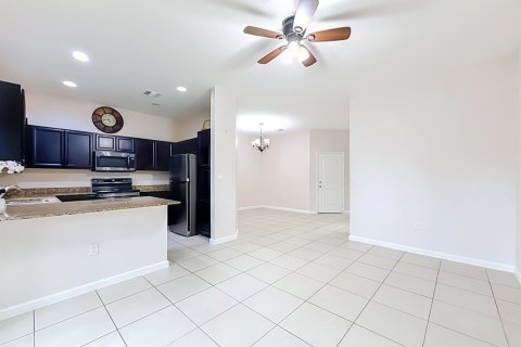 Touwnhouse à louer à Miami Gardens, Floride: 3 chambres, 147.62 m2 № 2387914 - photo 3