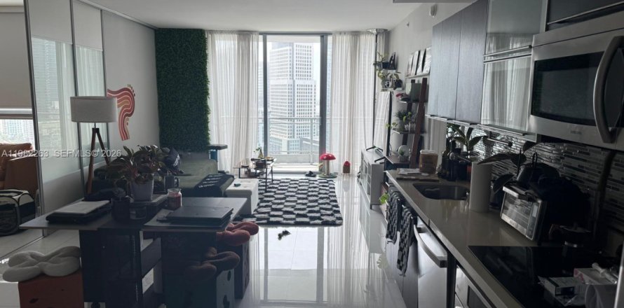 Кондоминиум с 2 спальнями в Майами, Флорида № 2045033