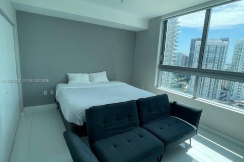 Снять в аренду кондоминиум в Майами, Флорида 2 спальни, 103.49м2, № 2045033 - фото 4