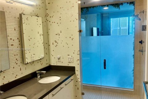 Снять в аренду кондоминиум в Майами, Флорида 2 спальни, 103.49м2, № 2045033 - фото 8