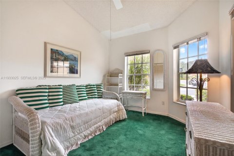 Купить виллу или дом в Тамарак, Флорида 2 спальни, 137.68м2, № 1991975 - фото 17